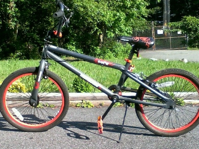 mongoose bmx orange and black